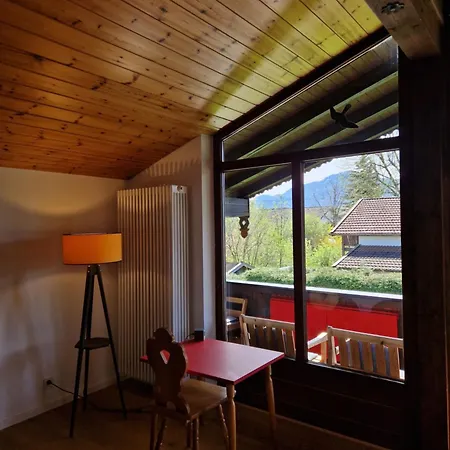 Chalet Chiemgau 90 qm 3 Zimmer Balkon Übersee Exterior foto