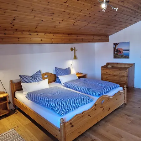 Chalet Chiemgau 90 qm 3 Zimmer Balkon Übersee Exterior foto